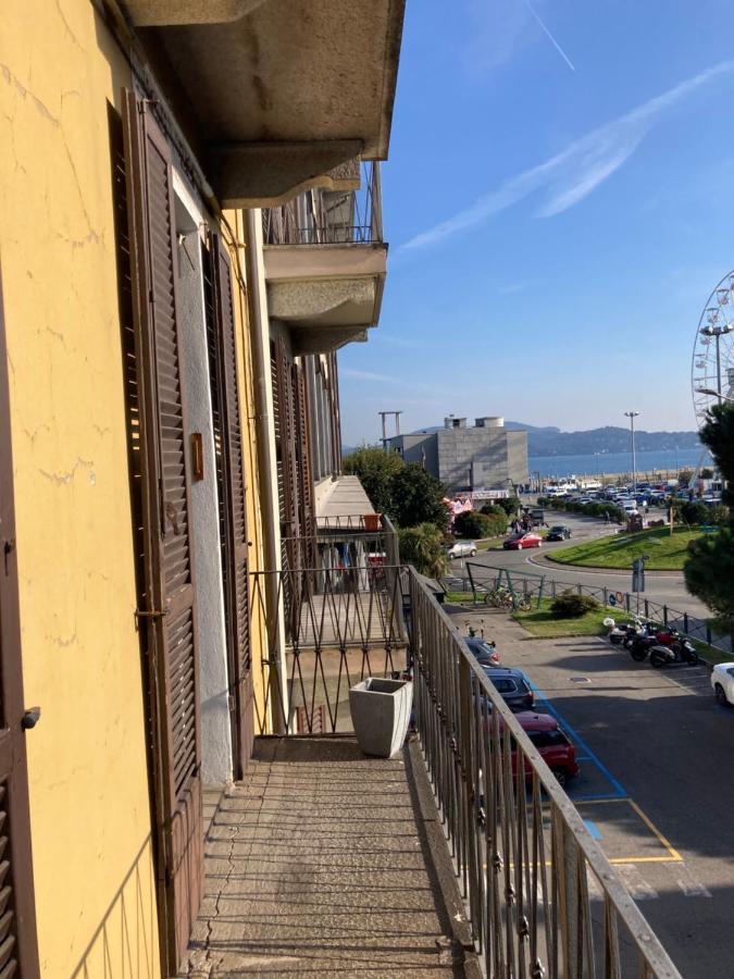Casa Vacanza Sole Lago… Intra Extérieur photo
