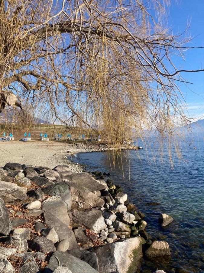Casa Vacanza Sole Lago… Intra Extérieur photo